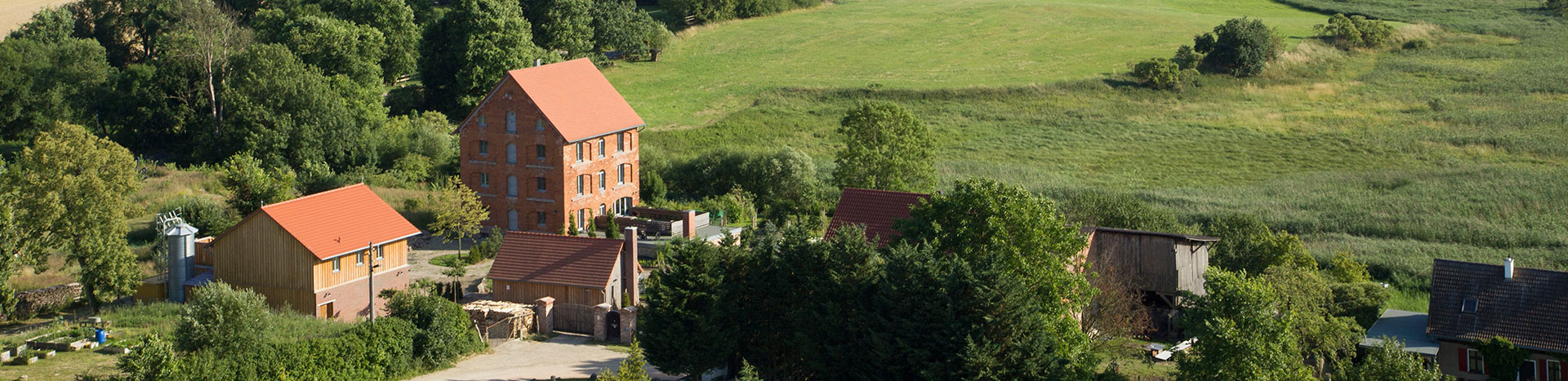 Grumsiner Brennerei Online Shop Grumsiner footer pic