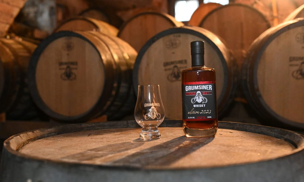 Grumsiner Brennerei Online Shop Firmen- & Gruppenveranstaltungen whisky 1000x600 1